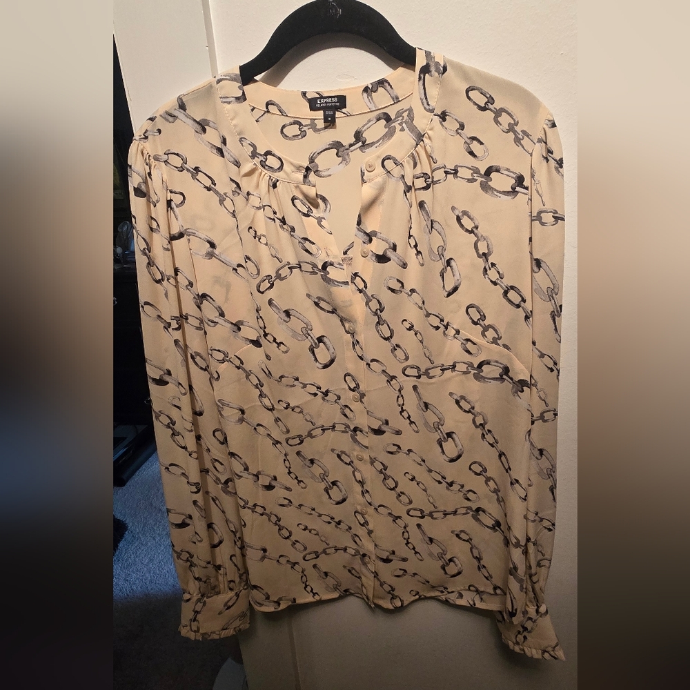 Express buyton up blouse size medium